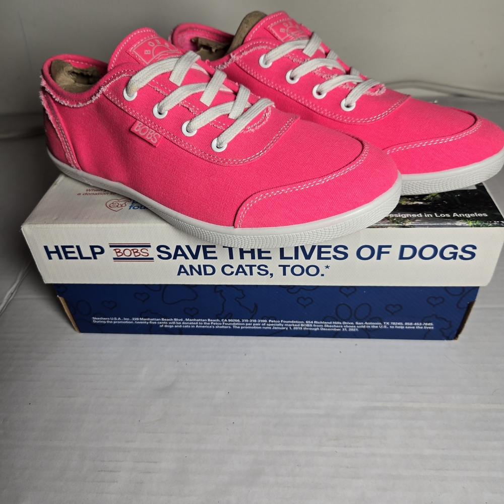 Skechers Womens 9 Bobs HOT PINK Sneakers Casual Shoes Light Slip On BNIB NWT